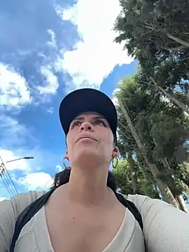 Alysson-- online show from 04/10/26, 01:16