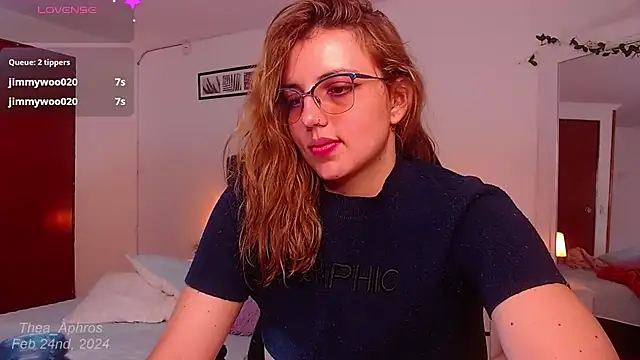 Snapshot of Thea_Aphros_ chatting on 02/25/25, 07:36 Thea Aphros  online show from 02/25/25, 07:36