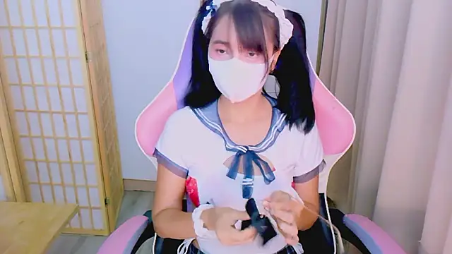 Snapshot of desiregirl69 chatting on 02/19/26, 03:19 desiregirl69 online show from 02/19/26, 03:19