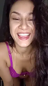 Snapshot of yummi__priv chatting on 12/29/24, 04:16 yummi priv online show from 12/29/24, 04:16