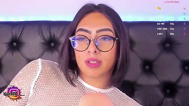 Skyler  blue4 online show from 01/30/25, 02:15