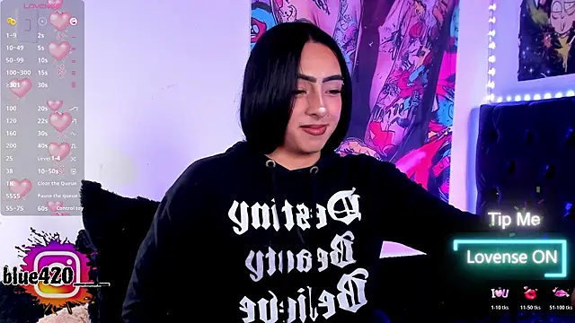 Skyler  blue4 online show from 12/20/25, 04:58