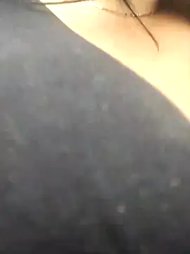 Snapshot of sara_pineros chatting on 12/11/24, 10:06 sara pineros online show from 12/11/24, 10:06