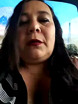 Snapshot of sara_pineros chatting on 12/21/24, 08:54 sara pineros online show from 12/21/24, 08:54