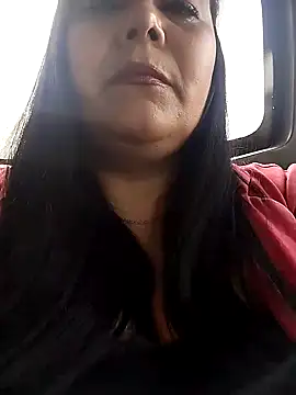 Snapshot of sara_pineros chatting on 12/26/24, 06:01 sara pineros online show from 12/26/24, 06:01