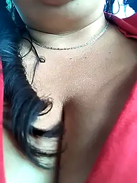 Snapshot of sara_pineros chatting on 01/18/25, 08:40 sara pineros online show from 01/18/25, 08:40