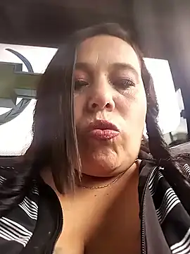 Snapshot of sara_pineros chatting on 02/17/25, 08:04 sara pineros online show from 02/17/25, 08:04