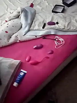 Albertolexu online show from 04/25/26, 04:59