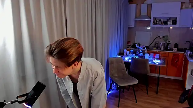 AndrewwCarter2 online show from 03/07/25, 07:49