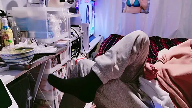 Snapshot of Im_IVE_LOVE chatting on 12/10/24, 03:01 Im IVE LOVE online show from 12/10/24, 03:01