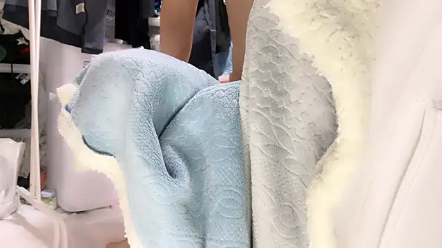 Snapshot of Im_IVE_LOVE chatting on 10/05/25, 10:57 Im IVE LOVE online show from 10/05/25, 10:57