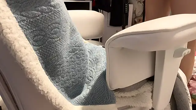 Snapshot of Im_IVE_LOVE chatting on 11/06/25, 12:00 Im IVE LOVE online show from 11/06/25, 12:00