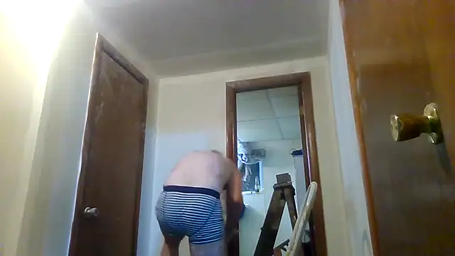 hungverrec online show from 09/14/25, 08:02