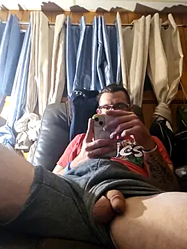 hungverrec online show from 09/25/25, 04:38