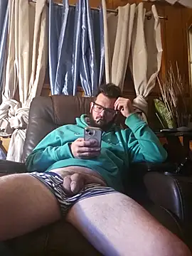 hungverrec online show from 10/04/25, 08:12