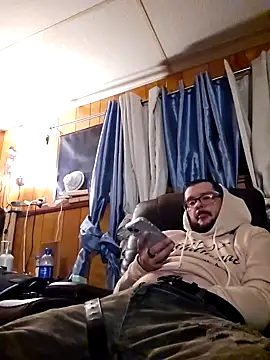 hungverrec online show from 11/21/25, 08:02