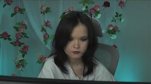 Snapshot of Elainebeness chatting on 02/07/25, 07:17 Elainebeness online show from 02/07/25, 07:17