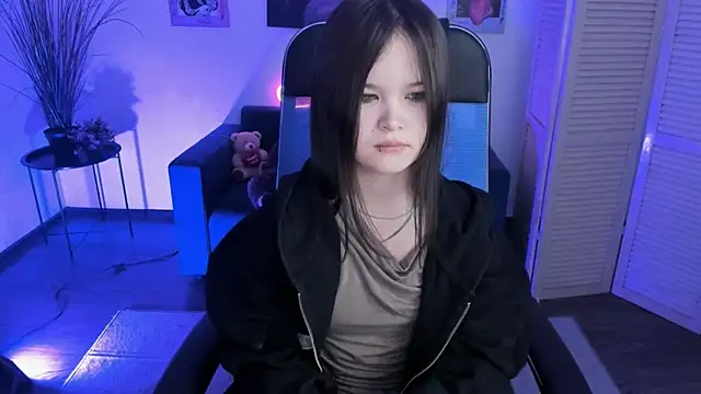 Elainebeness online show from 01/15/26, 01:32