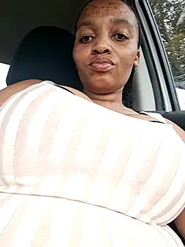 Snapshot of thicktash chatting on 02/15/25, 01:16 thicktash online show from 02/15/25, 01:16