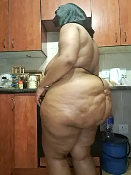 Snapshot of thicktash chatting on 03/14/25, 06:29 thicktash online show from 03/14/25, 06:29
