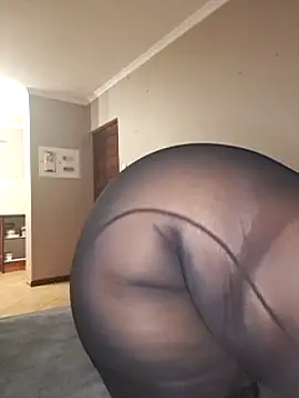 Snapshot of thicktash chatting on 03/16/25, 03:58 thicktash online show from 03/16/25, 03:58