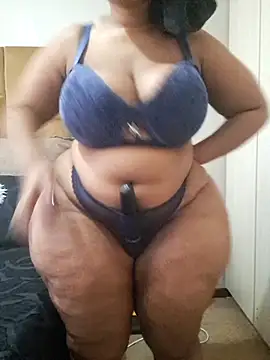 Snapshot of thicktash chatting on 05/11/26, 02:45 thicktash online show from 05/11/26, 02:45