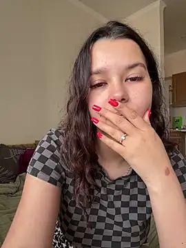 PoppyRobinson online show from 12/12/24, 08:14