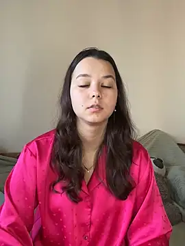 PoppyRobinson online show from 12/19/24, 08:13