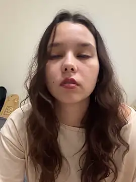 PoppyRobinson online show from 12/22/24, 07:21