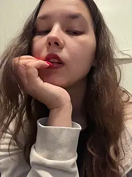 PoppyRobinson online show from 12/27/24, 11:39