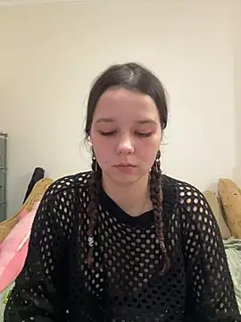 PoppyRobinson online show from 01/13/25, 06:38