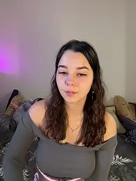 PoppyRobinson online show from 01/17/25, 08:13