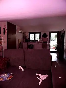 salomea r online show from 04/12/26, 05:18