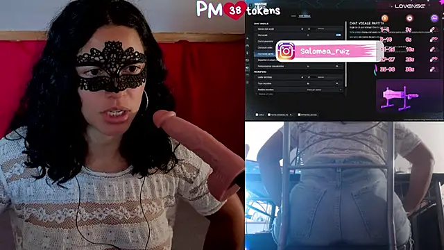Snapshot of salomea_r chatting on 05/23/26, 12:20 salomea r online show from 05/23/26, 12:20
