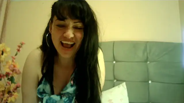 taylor198115 online show from 11/21/25, 06:56