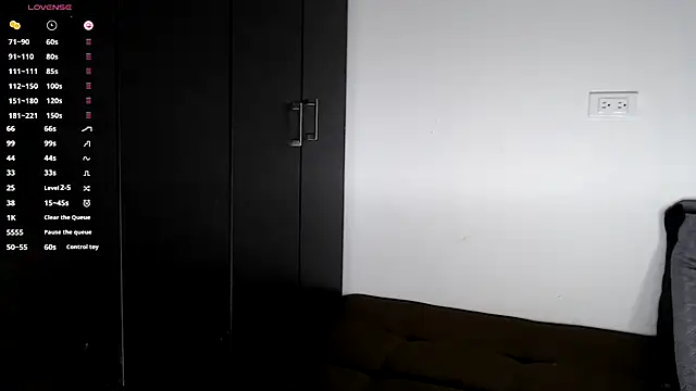 gigilovedback online show from 11/24/25, 11:04