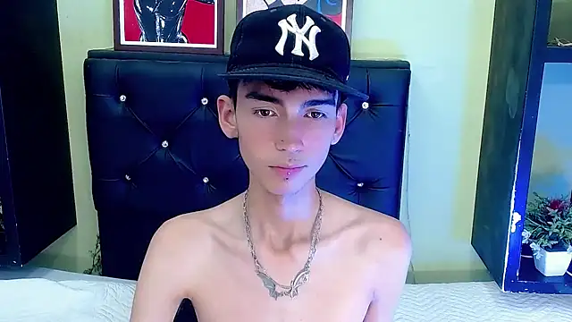 ttimy x boy online show from 02/26/25, 11:04