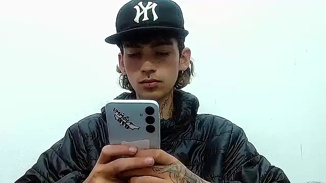 ttimy x boy online show from 11/25/25, 09:26