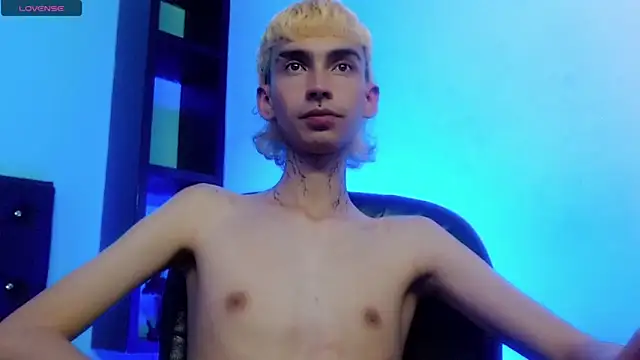 ttimy x boy online show from 03/31/26, 08:26