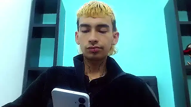 ttimy x boy online show from 04/29/26, 09:32