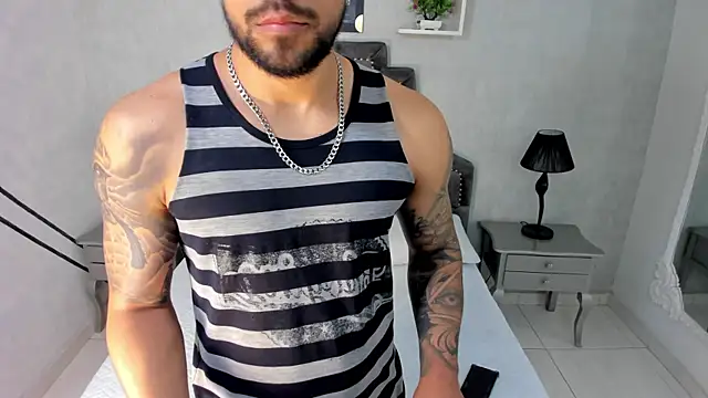 Snapshot of JackBlanco_ chatting on 09/30/25, 04:17 JackBlanco online show from 09/30/25, 04:17