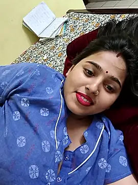 Snapshot of Sweet-Rani chatting on 06/07/26, 01:37 Sweet-Rani online show from 06/07/26, 01:37