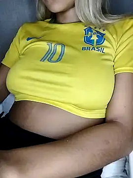 fofinhaa12 online show from 03/12/25, 10:48