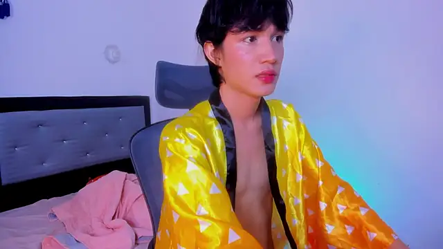 Johhan  Lee online show from 01/04/25, 01:52