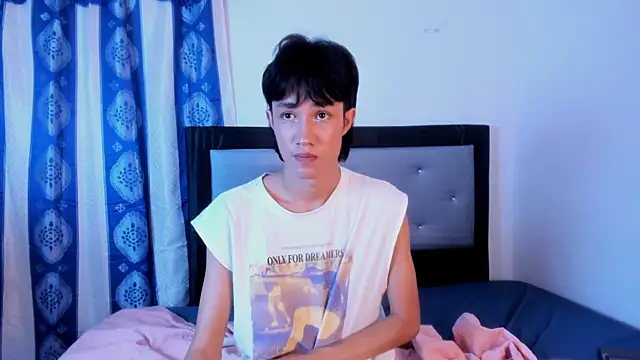 Johhan  Lee online show from 01/15/25, 04:36