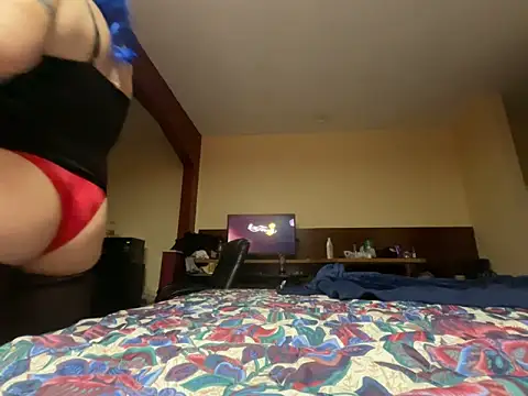 TSfem online show from 06/01/26, 07:54