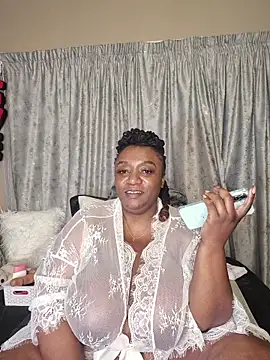 ThickianaRider online show from 11/22/25, 03:33