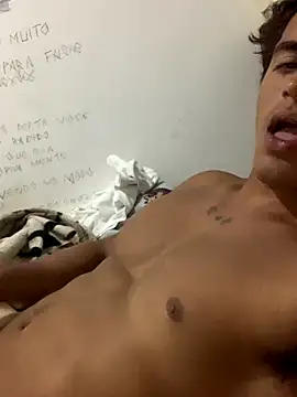 Snapshot of Babzinho_ chatting on 10/13/25, 07:36 Babzinho  online show from 10/13/25, 07:36