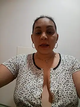 MirandaSoto online show from 12/03/25, 04:09