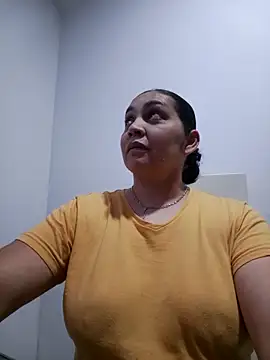 MirandaSoto online show from 04/10/26, 03:56